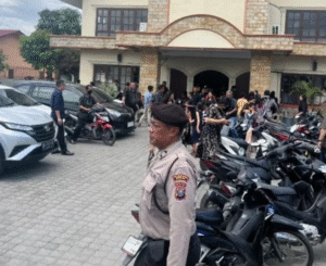 Polrestabes Medan dan Jajaran Jaga Ibadah Jumat Agung dan Hari Paskah